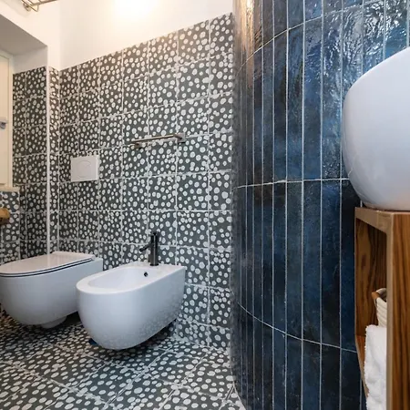 Domus Lumea - Relais De Charme A بيت ضيافة 3*